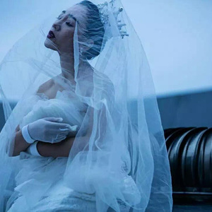 全家乱伦护士小说
